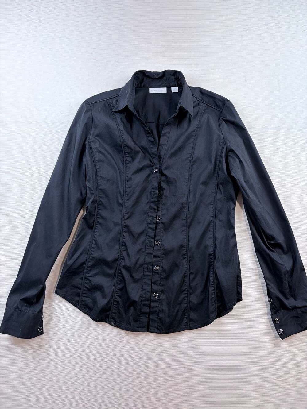 New York & Company Button Down Shirt Size XS Black Stretch Long Sleeve